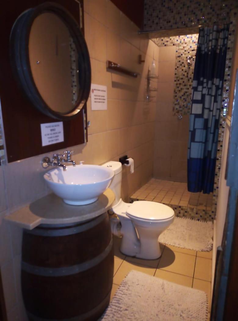 Bread And Barrel Guesthouse Bellville Fokváros Kültér fotó